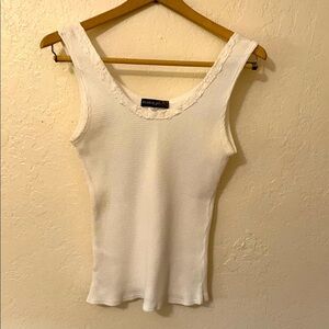 Harold's Vintage White Ribbed Fitted Sleeveless Tank Top